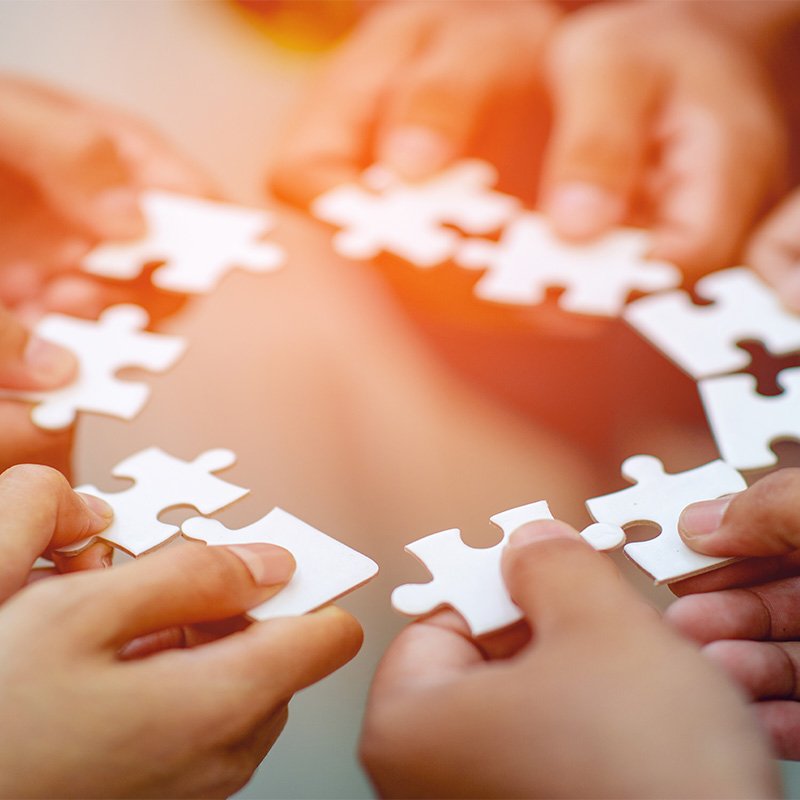 Equipes inovadoras, pessoas e soluções criativas
